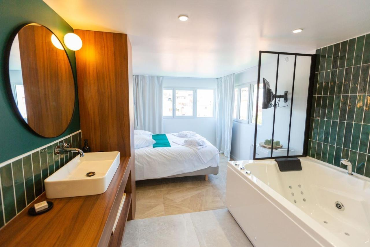 Love Room Du Mont D'Or - Baignoire Spa - Minibar Offert Marseille Extérieur photo