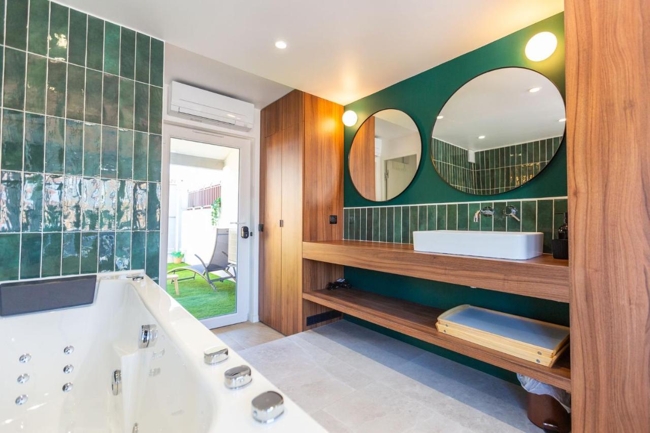 Love Room Du Mont D'Or - Baignoire Spa - Minibar Offert Marseille Extérieur photo