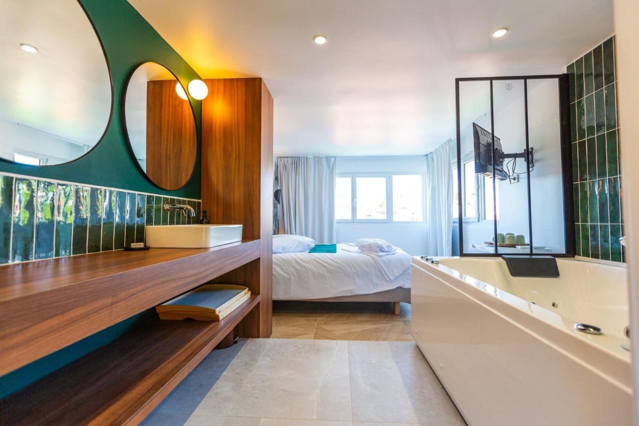 Love Room Du Mont D'Or - Baignoire Spa - Minibar Offert Marseille Extérieur photo