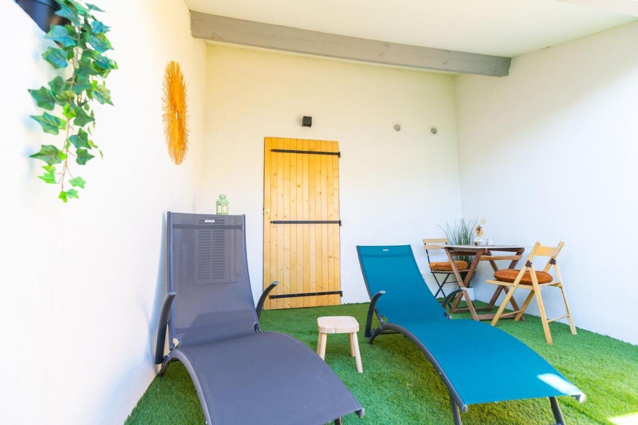 Love Room Du Mont D'Or - Baignoire Spa - Minibar Offert Marseille Extérieur photo