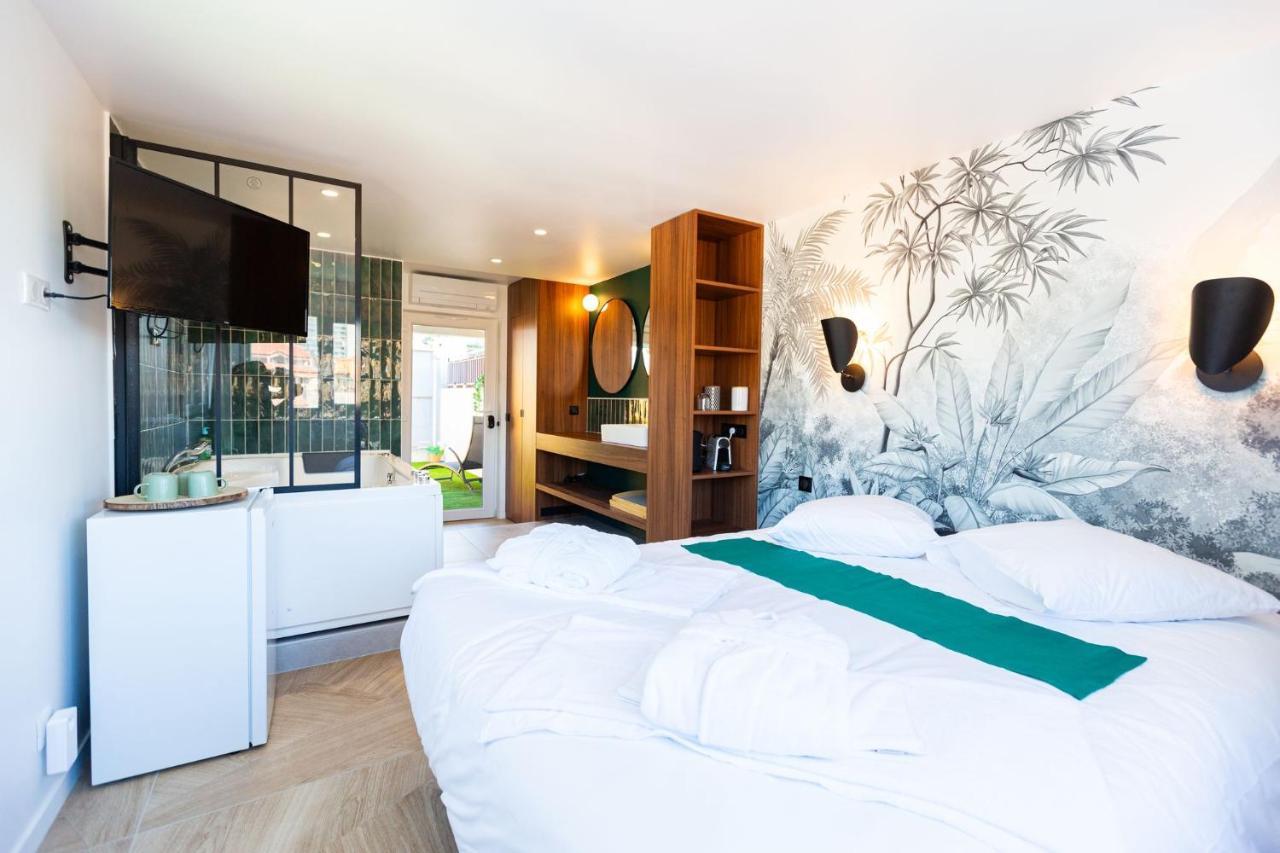 Love Room Du Mont D'Or - Baignoire Spa - Minibar Offert Marseille Extérieur photo